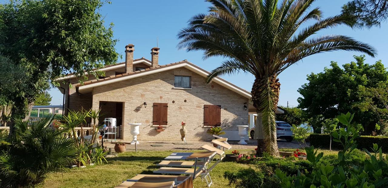 Country House Resort Villa Giardino Degli Eventi Fano Exterior photo